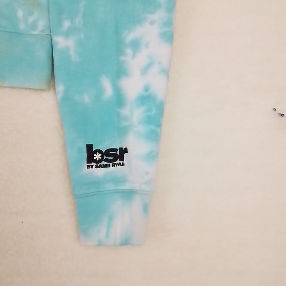 Revolve Samii Ryan Sweatshirt Sz M Cropped Pink Blue Tie Dye Don't Play‎ Me - Picture 7 of 13